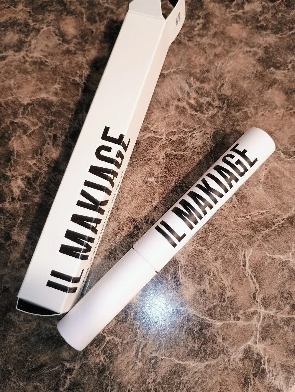 Il Makiage Black Card Mascara Full Size